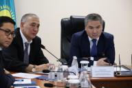 ҚР Өнеркәсіп және құрылыс министрі Мемсараптама РМК алаңында құрылыс саласындағы цифрландыру тақырыбында кеңес өткізді